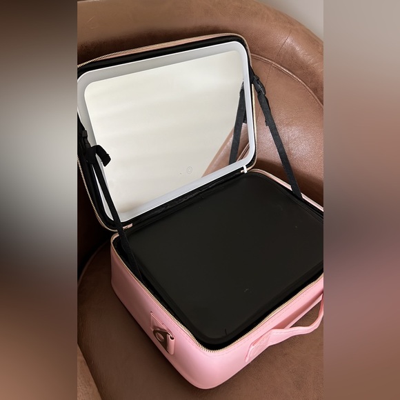 Travel make up bag - Picture 2 of 6